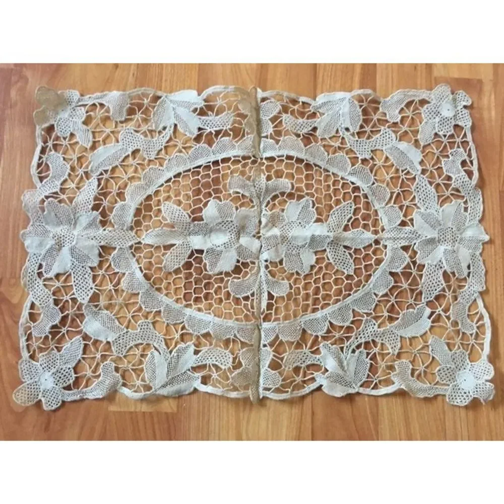 Vintage Handmade Rectangular Crochet‎ Doylie